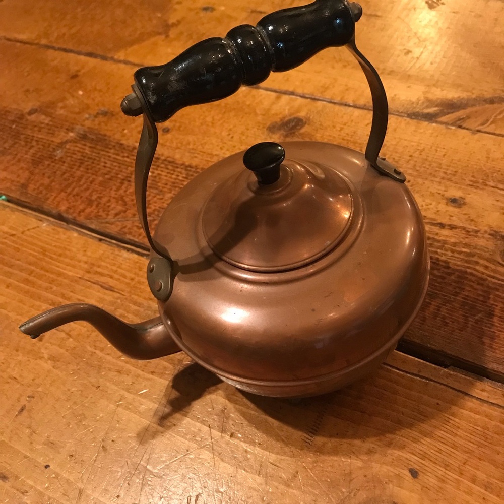Copper Footed Tea Kettle - Picture 6 of 6